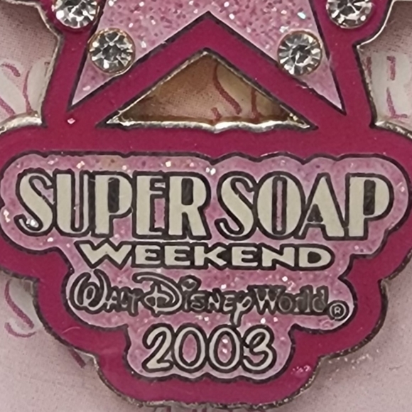 NiP 2003 Walt Disney World • ABC Super Soak Weekend • DRAMA QUEEN Pin - Picture 5 of 5